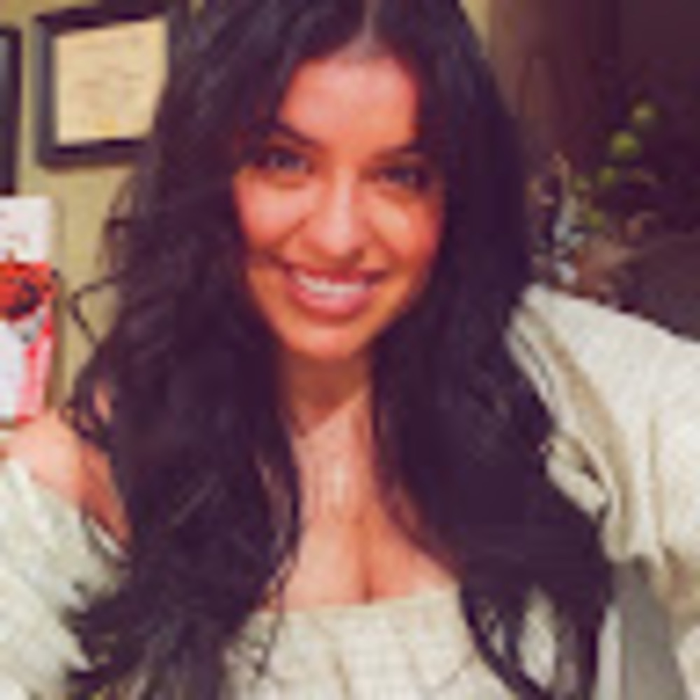 Meet your Posher, Arissa